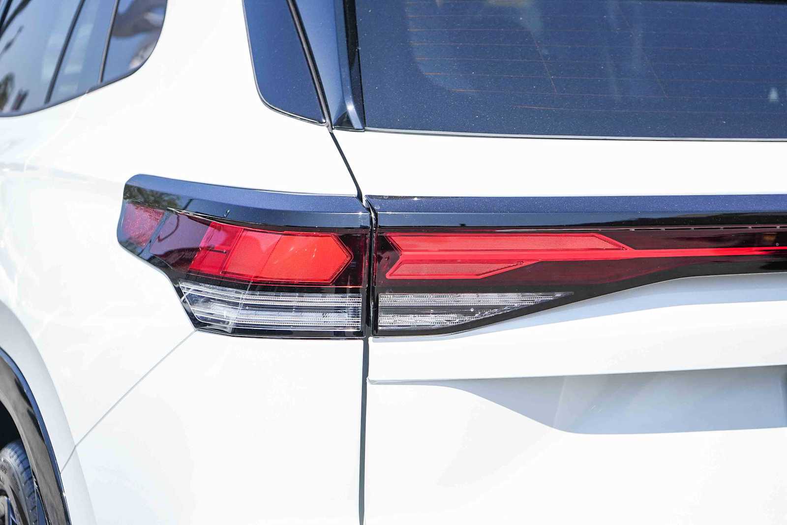Thumbnail: 2026 Volkswagen Tiguan - 9