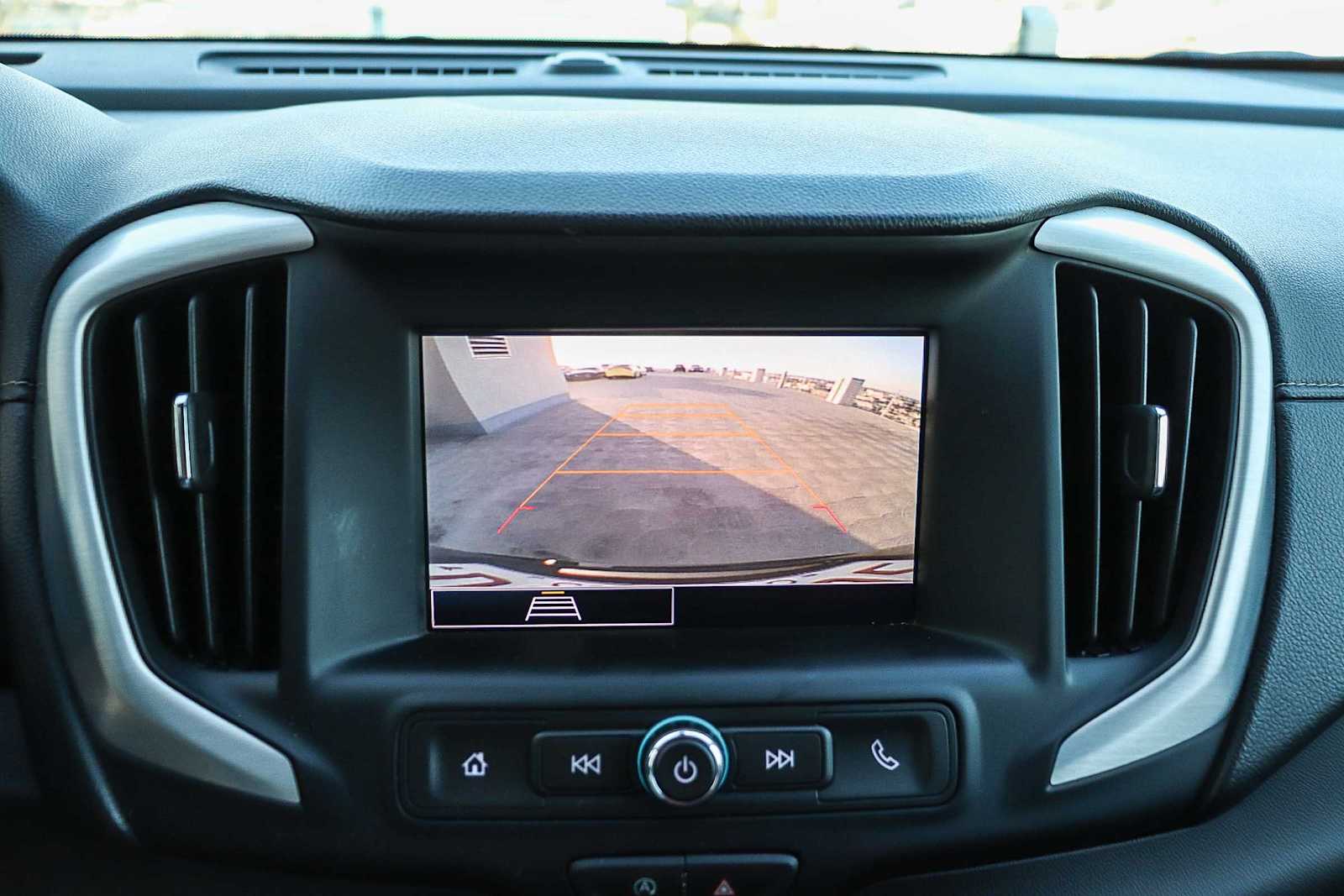 Thumbnail: 2024 GMC Terrain - 25