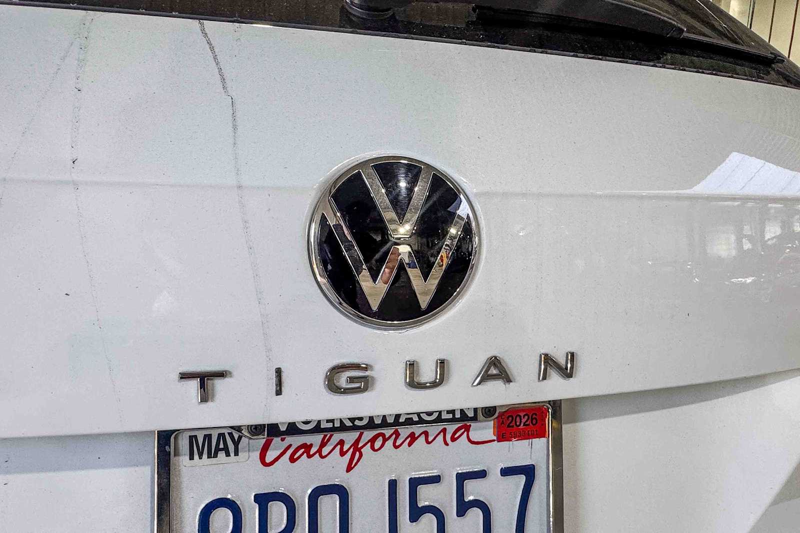 Thumbnail: 2022 Volkswagen Tiguan - 9