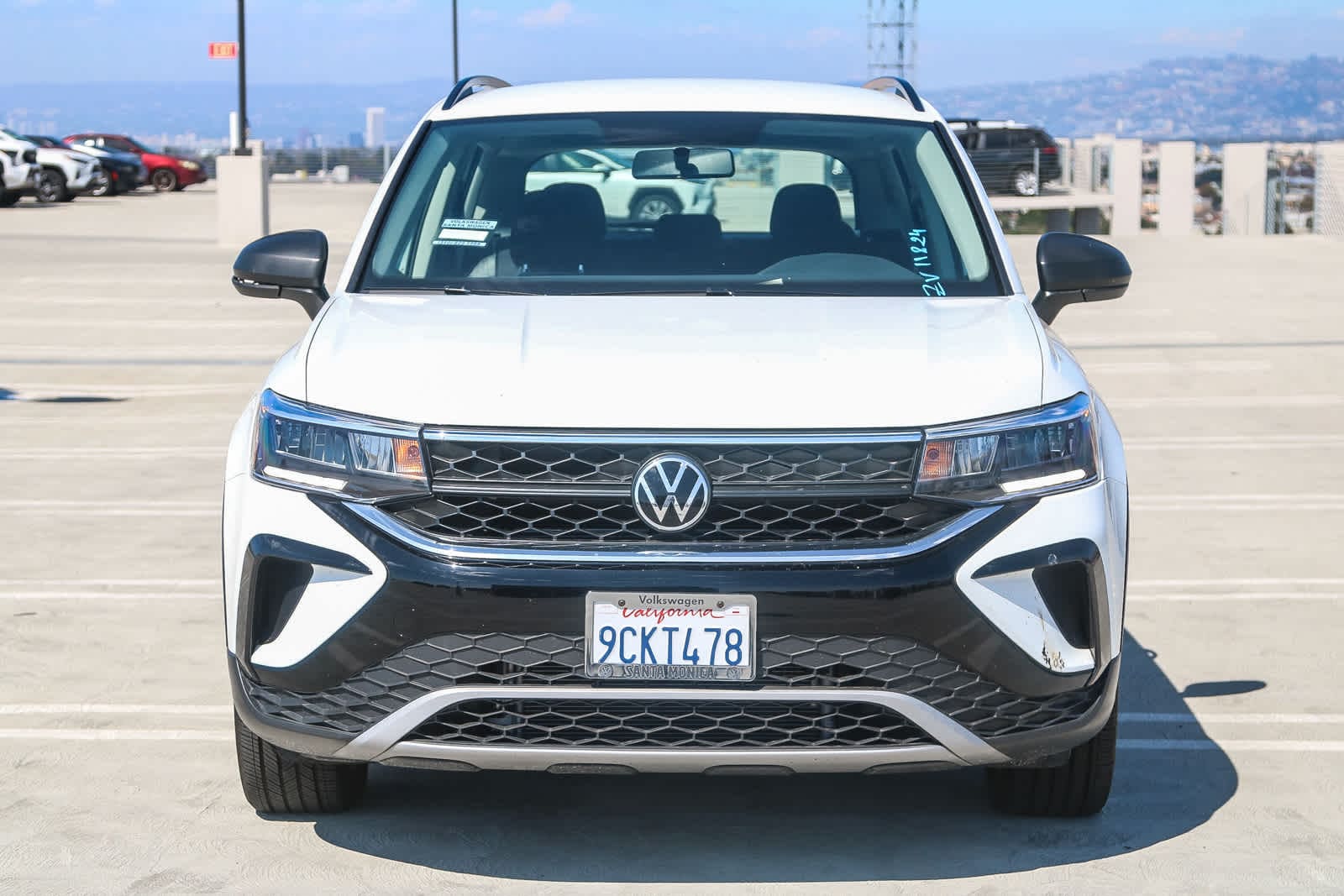 Thumbnail: 2022 Volkswagen Taos - 2