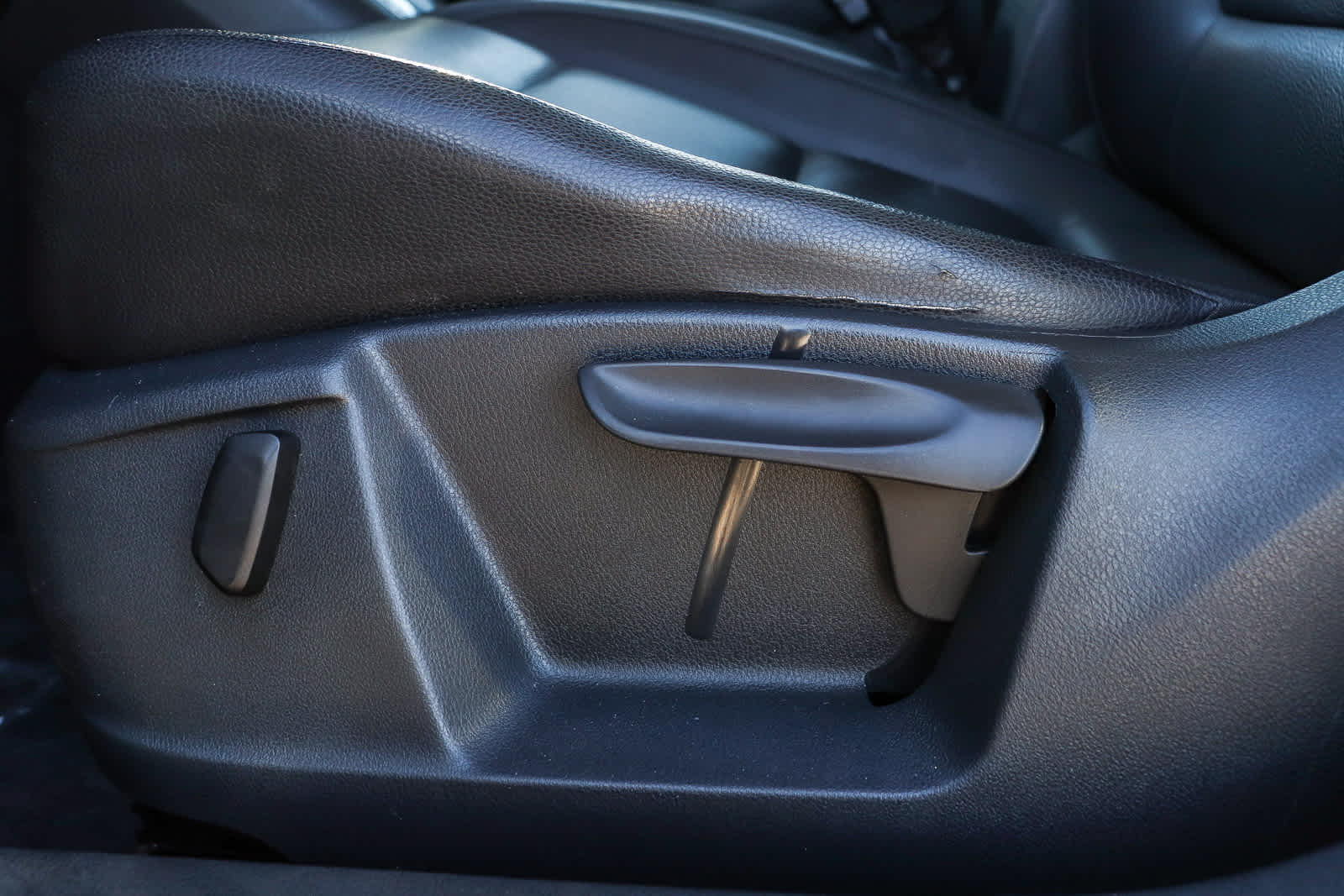 Thumbnail: 2016 Volkswagen Tiguan - 19