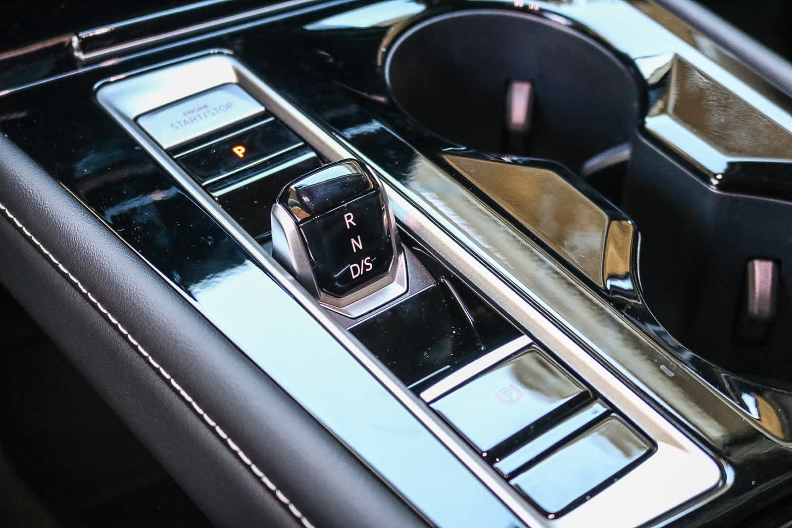 Thumbnail: 2026 Volkswagen Atlas - 21