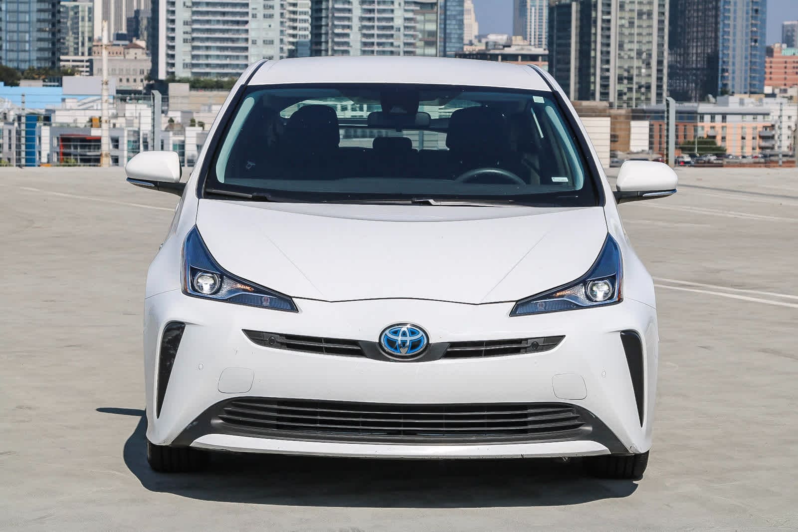 Used 2022 Toyota Prius LE with VIN JTDKAMFU2N3189084 for sale in Los Angeles, CA