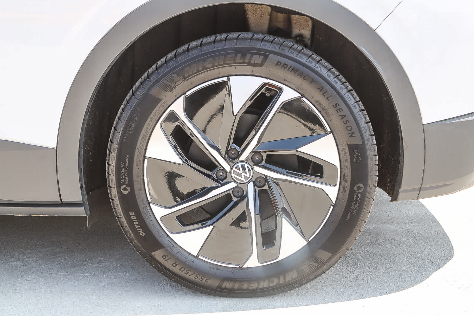 Thumbnail: 2022 Volkswagen ID.4 - 10