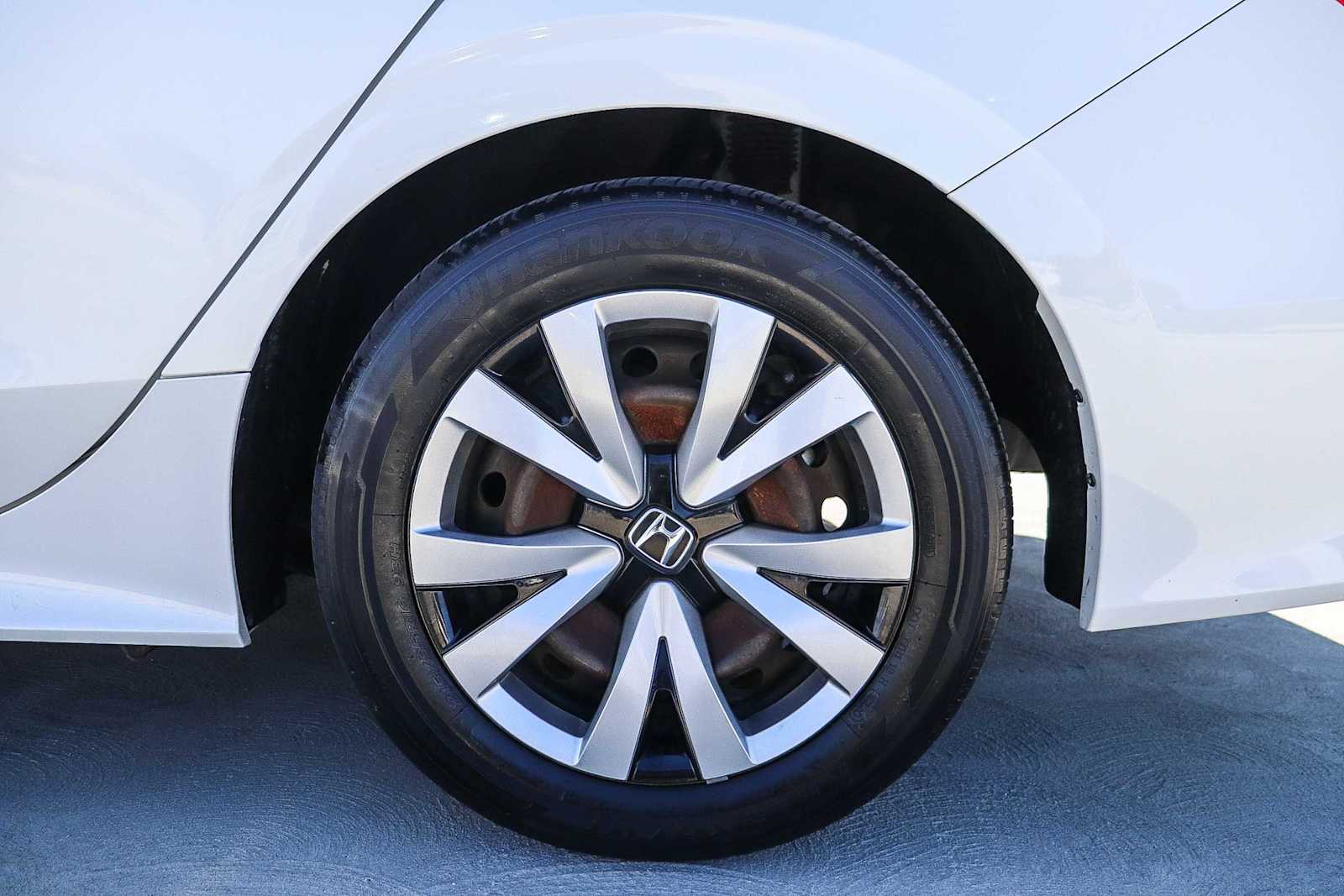 Thumbnail: 2022 Honda Civic - 10