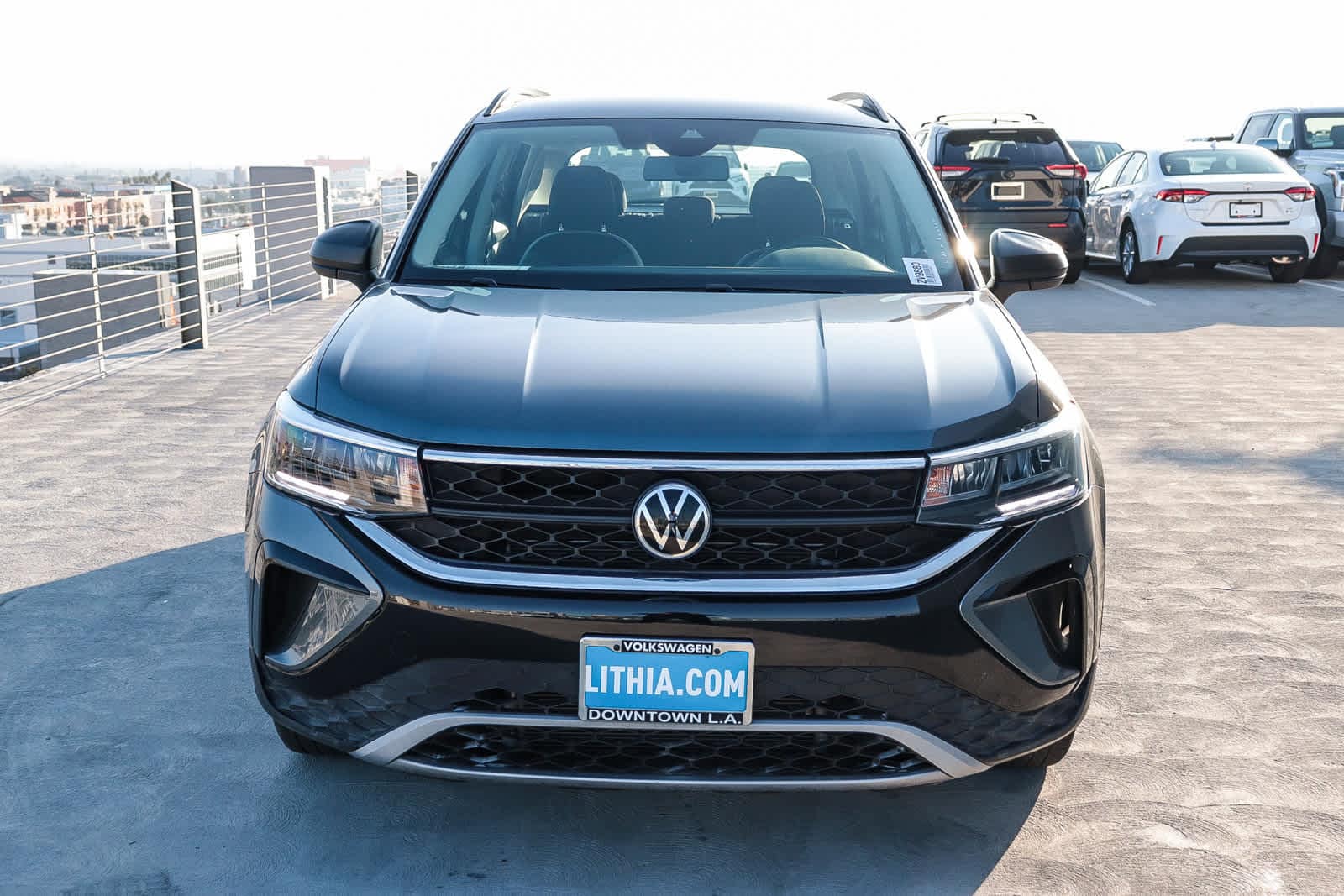 Thumbnail: 2022 Volkswagen Taos - 2