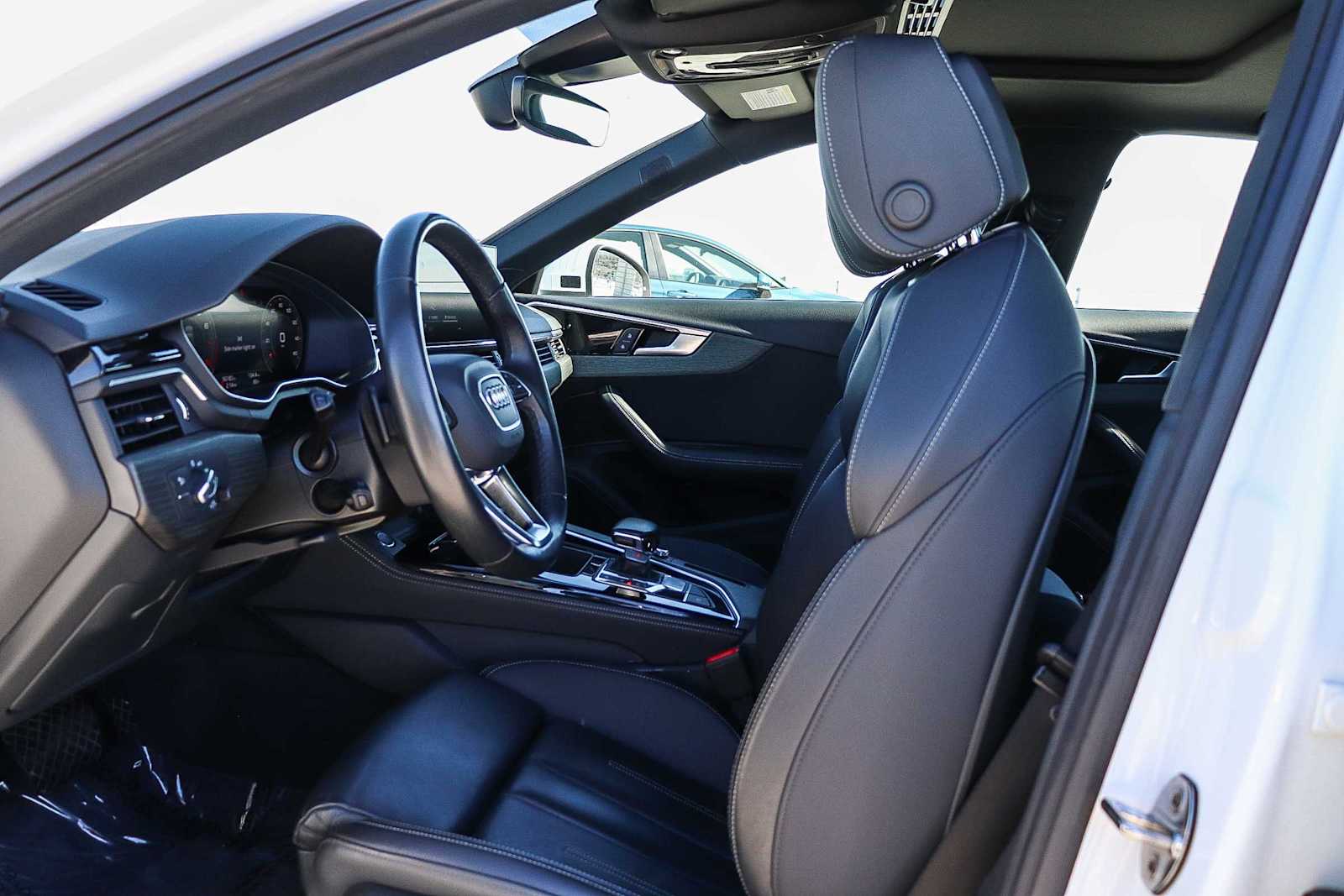 Thumbnail: 2023 Audi A4 - 18