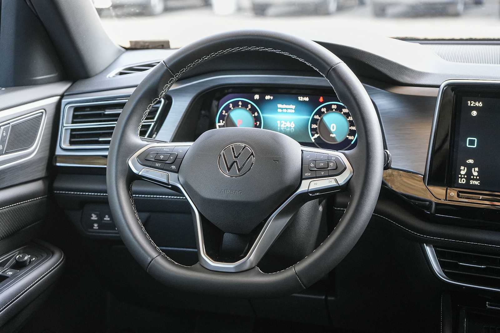 Thumbnail: 2026 Volkswagen Atlas - 17