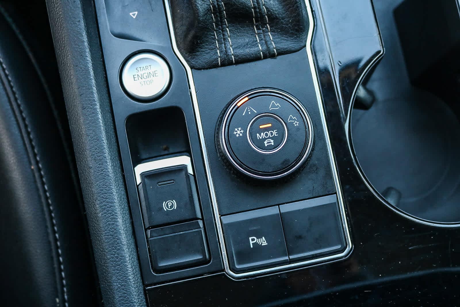 Thumbnail: 2022 Volkswagen Atlas - 21