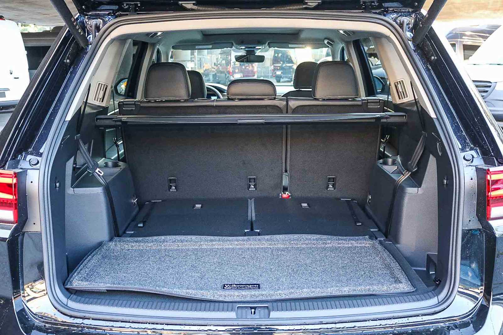 Thumbnail: 2026 Volkswagen Atlas - 12