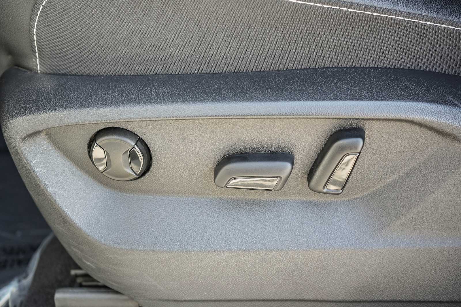 Thumbnail: 2024 Volkswagen Atlas - 21