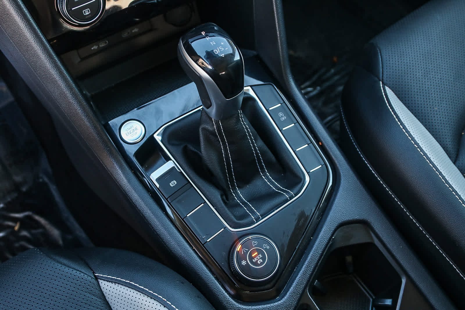 Thumbnail: 2022 Volkswagen Taos - 19