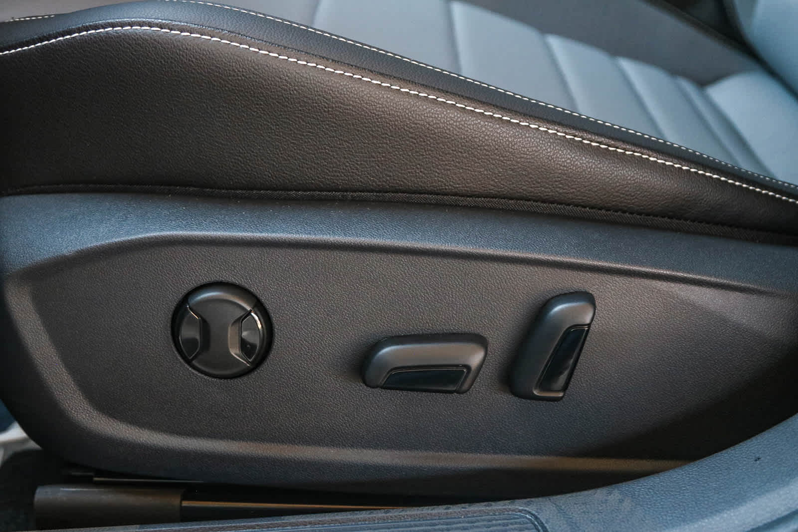 Thumbnail: 2025 Volkswagen Jetta - 22