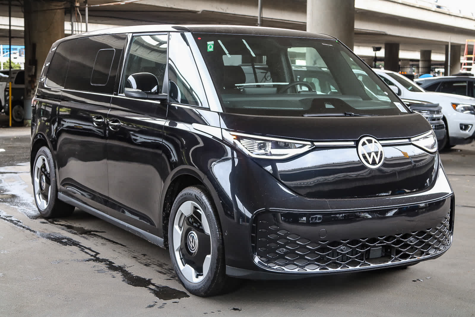 Thumbnail: 2025 Volkswagen ID.Buzz - 3