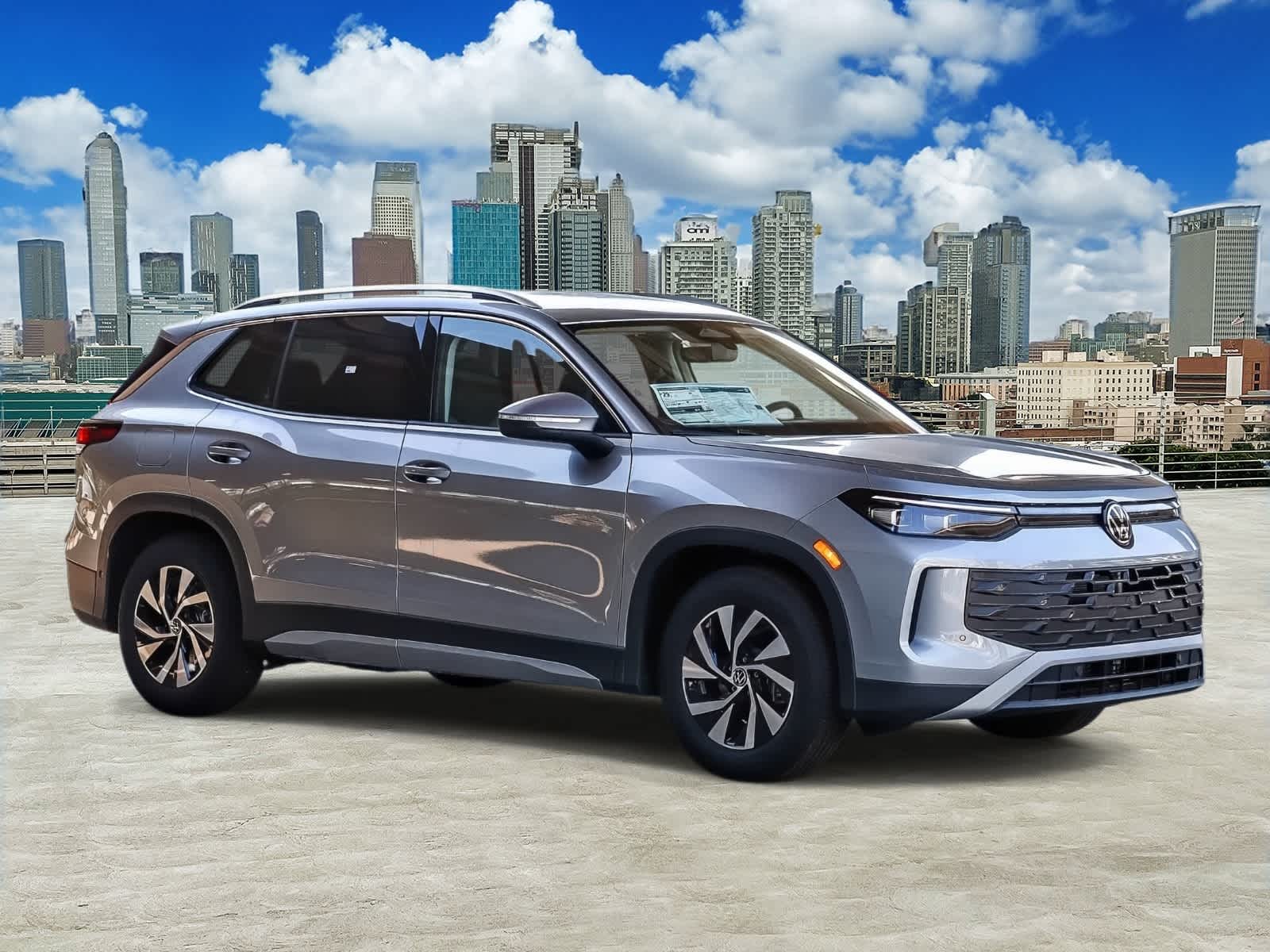 Thumbnail: 2026 Volkswagen Tiguan - 3
