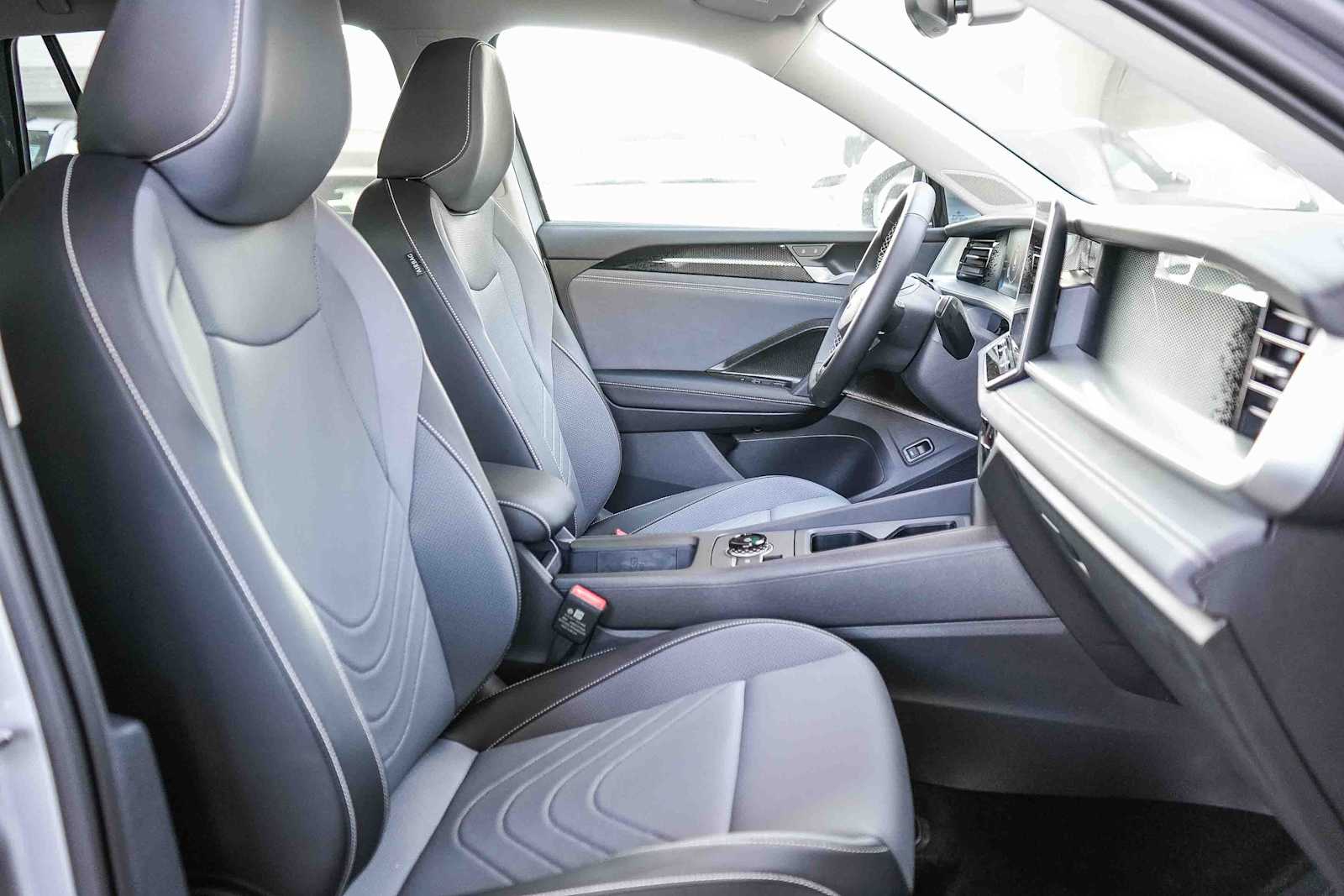 Thumbnail: 2026 Volkswagen Tiguan - 16