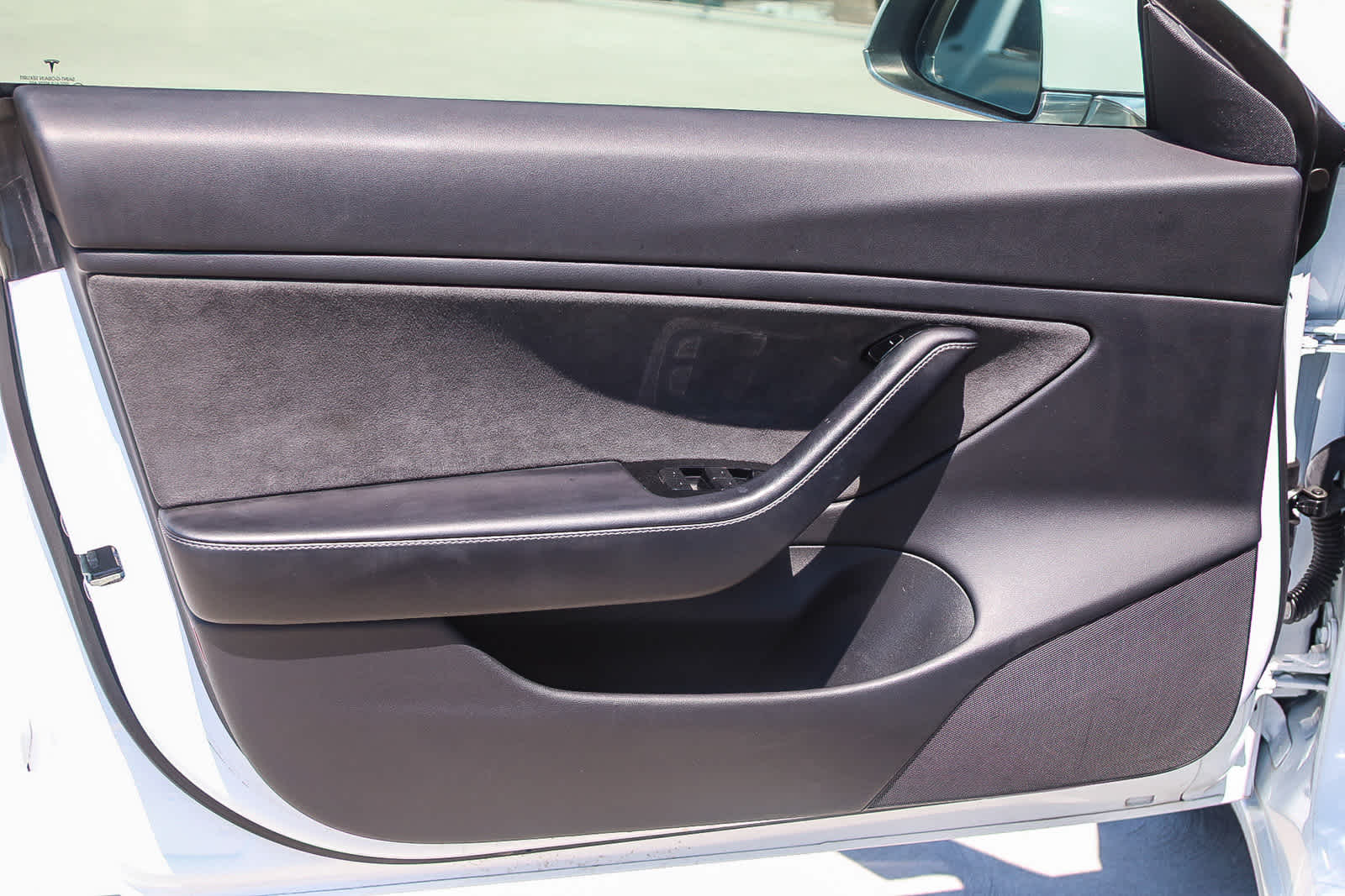Thumbnail: 2019 Tesla Model 3 - 21