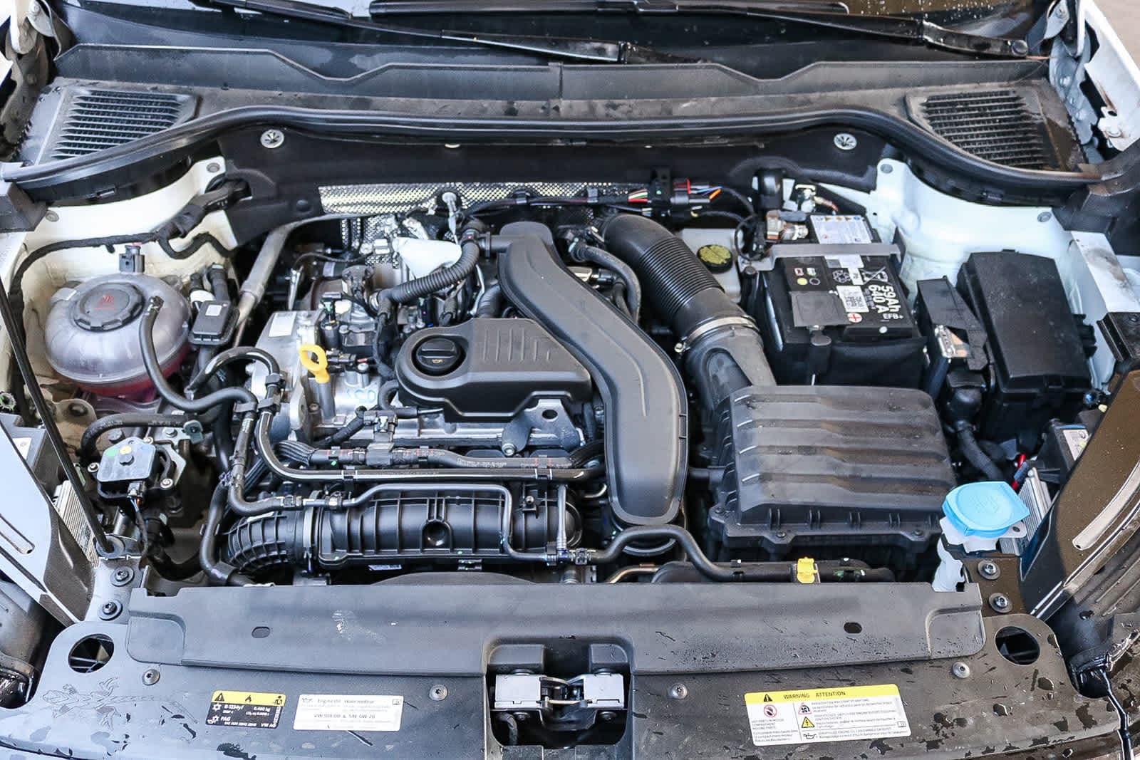 Thumbnail: 2025 Volkswagen Taos - 12