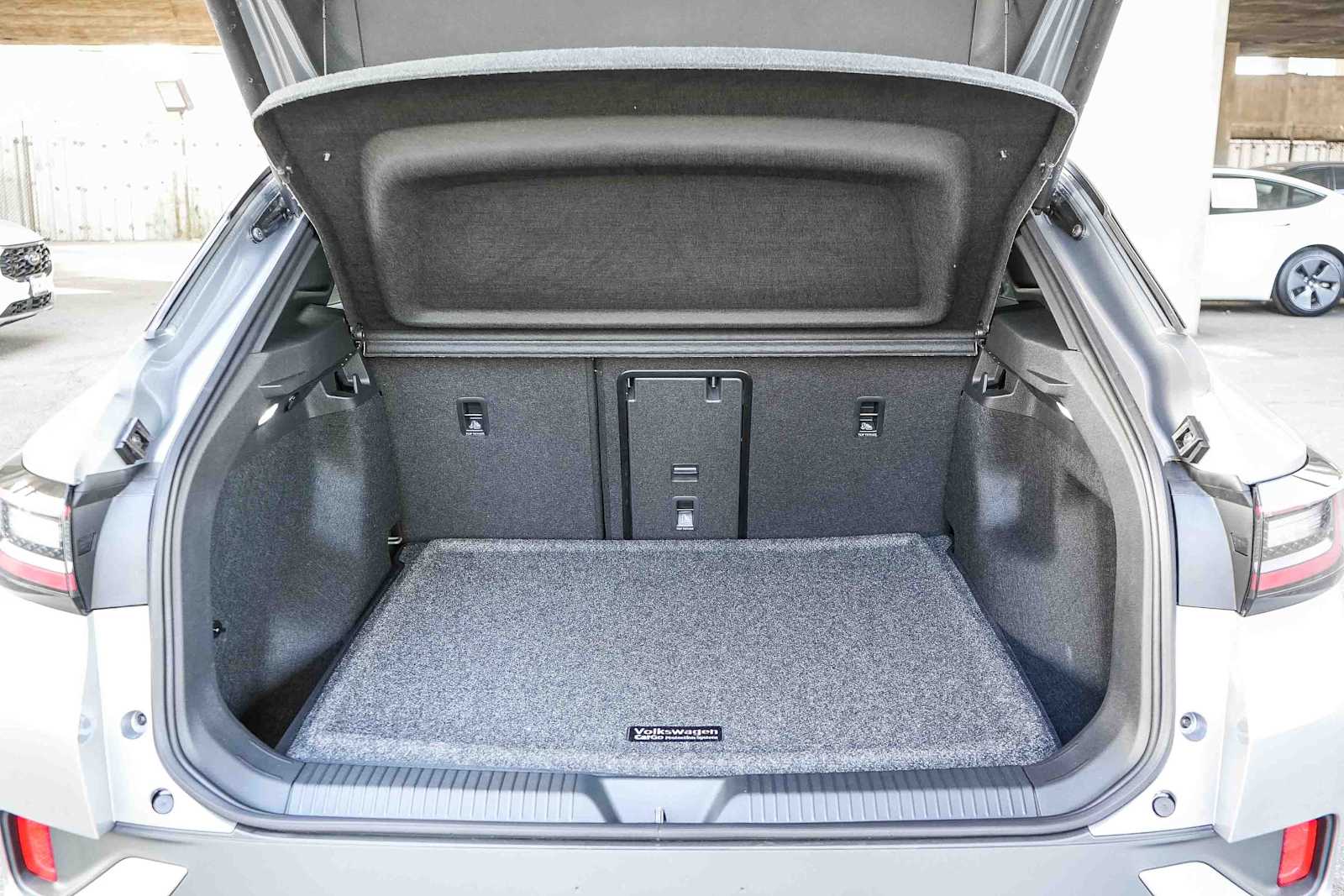 Thumbnail: 2025 Volkswagen ID.4 - 11