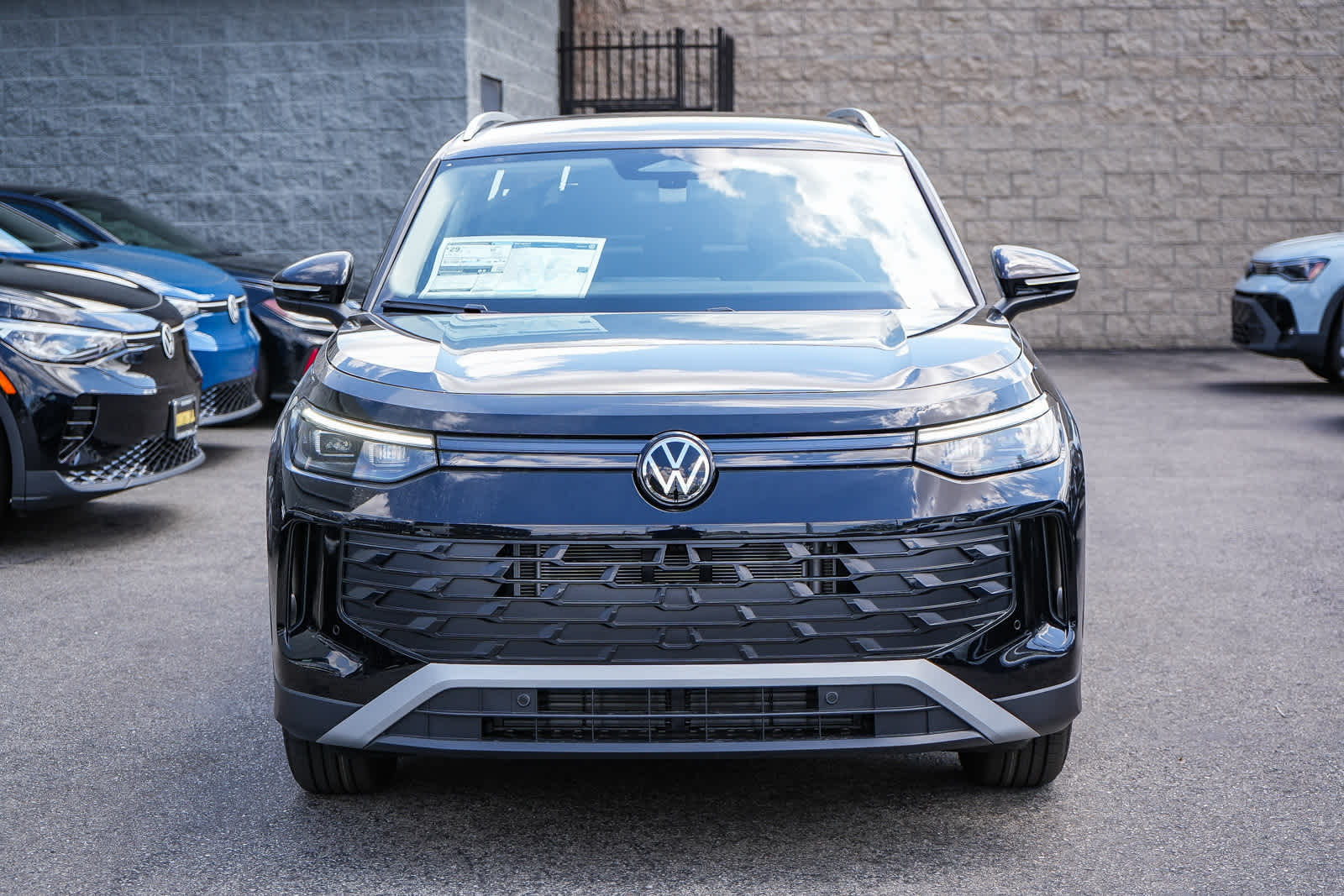 Thumbnail: 2026 Volkswagen Tiguan - 2