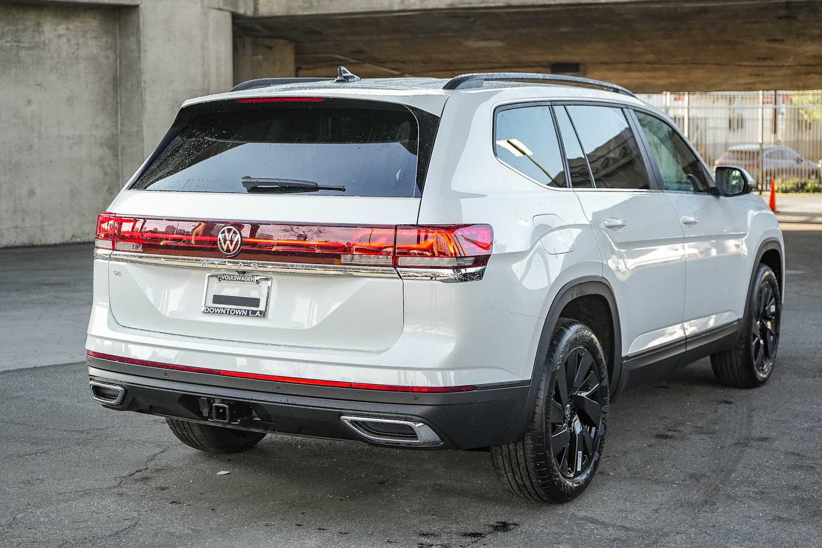 Thumbnail: 2026 Volkswagen Atlas - 6