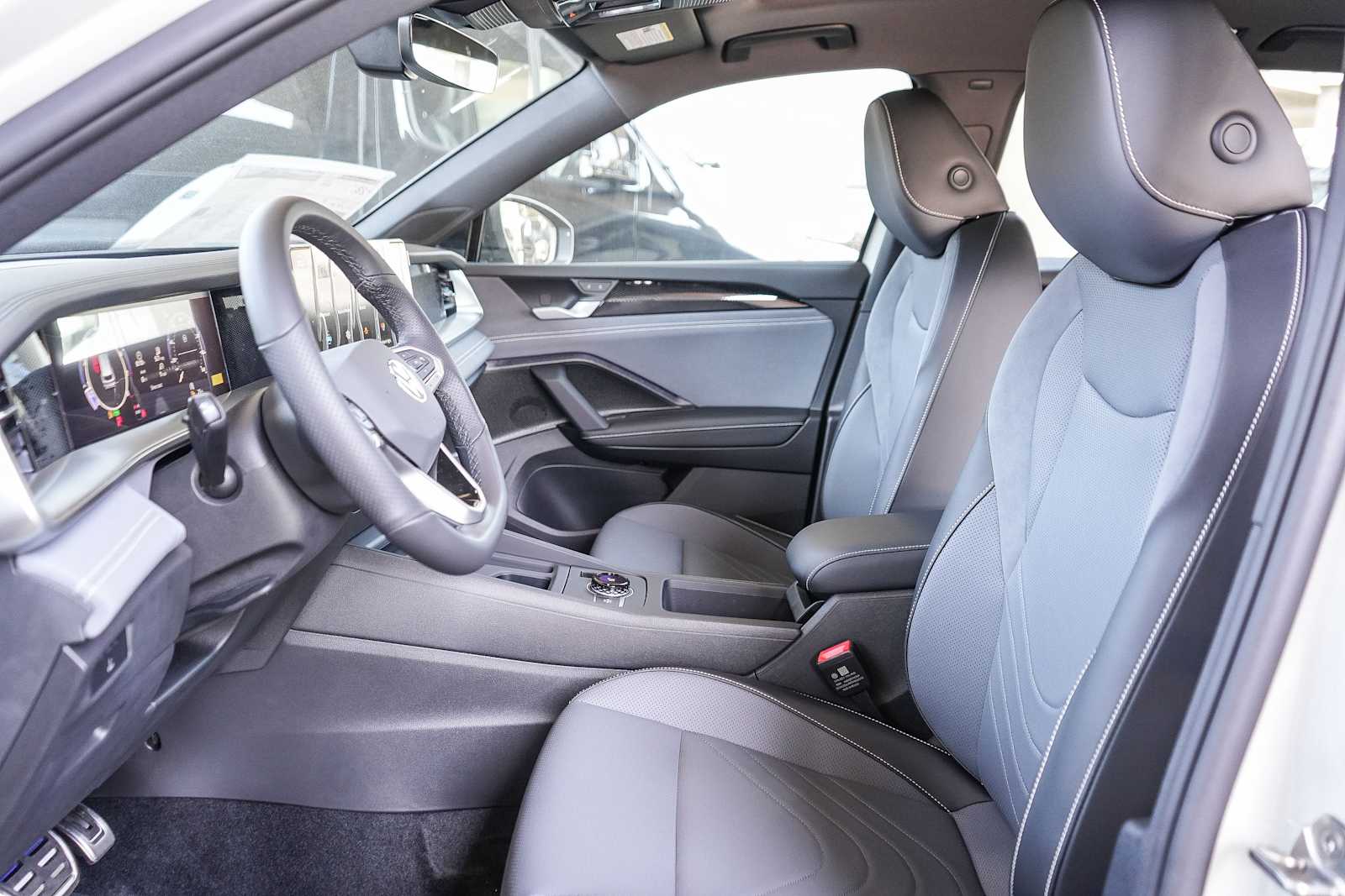 Thumbnail: 2026 Volkswagen Tiguan - 19