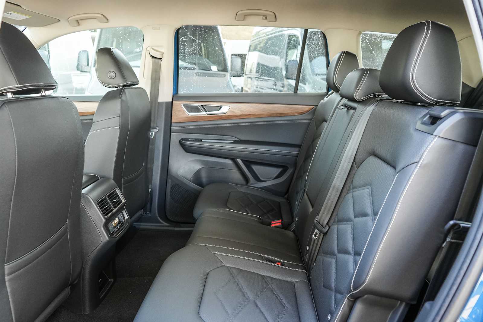 Thumbnail: 2026 Volkswagen Atlas - 20