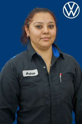 Staff member Andrea Corona from ID_322b90aea5b7