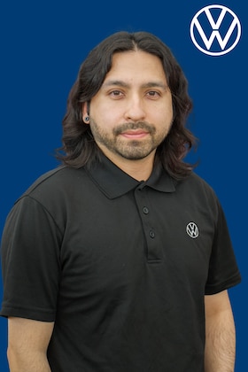 Staff member Javier Velasco from ID_a0607ecb975d