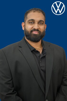 Staff member Melroy Fernandes from ID_2d3dce0b47e8