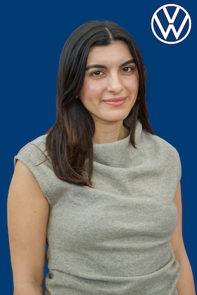 Staff member Celine Yaghoubi from ID_f4cd7918bf98