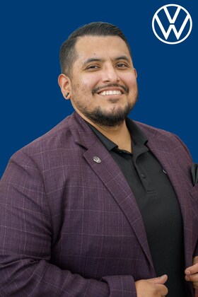 Miembro del personal Martin Alvarez de ID_322b90aea5b7