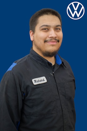 Staff member Richard Nuno from ID_322b90aea5b7