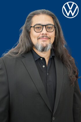 Staff member Rayan Maldonado from ID_322b90aea5b7