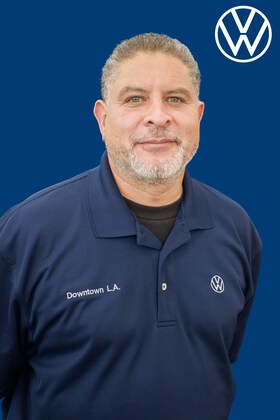 Staff member Greg Chang from ID_322b90aea5b7