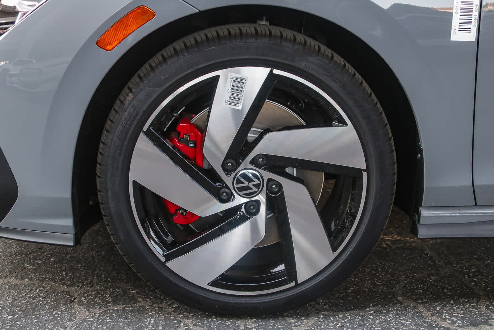 Thumbnail: 2025 Volkswagen Golf - 11