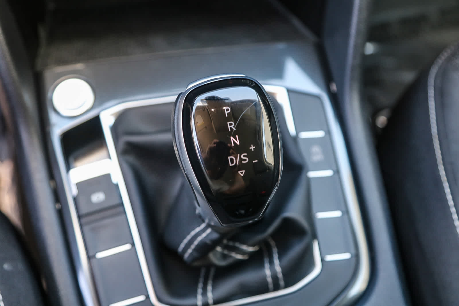 2024 Volkswagen Tiguan S 21