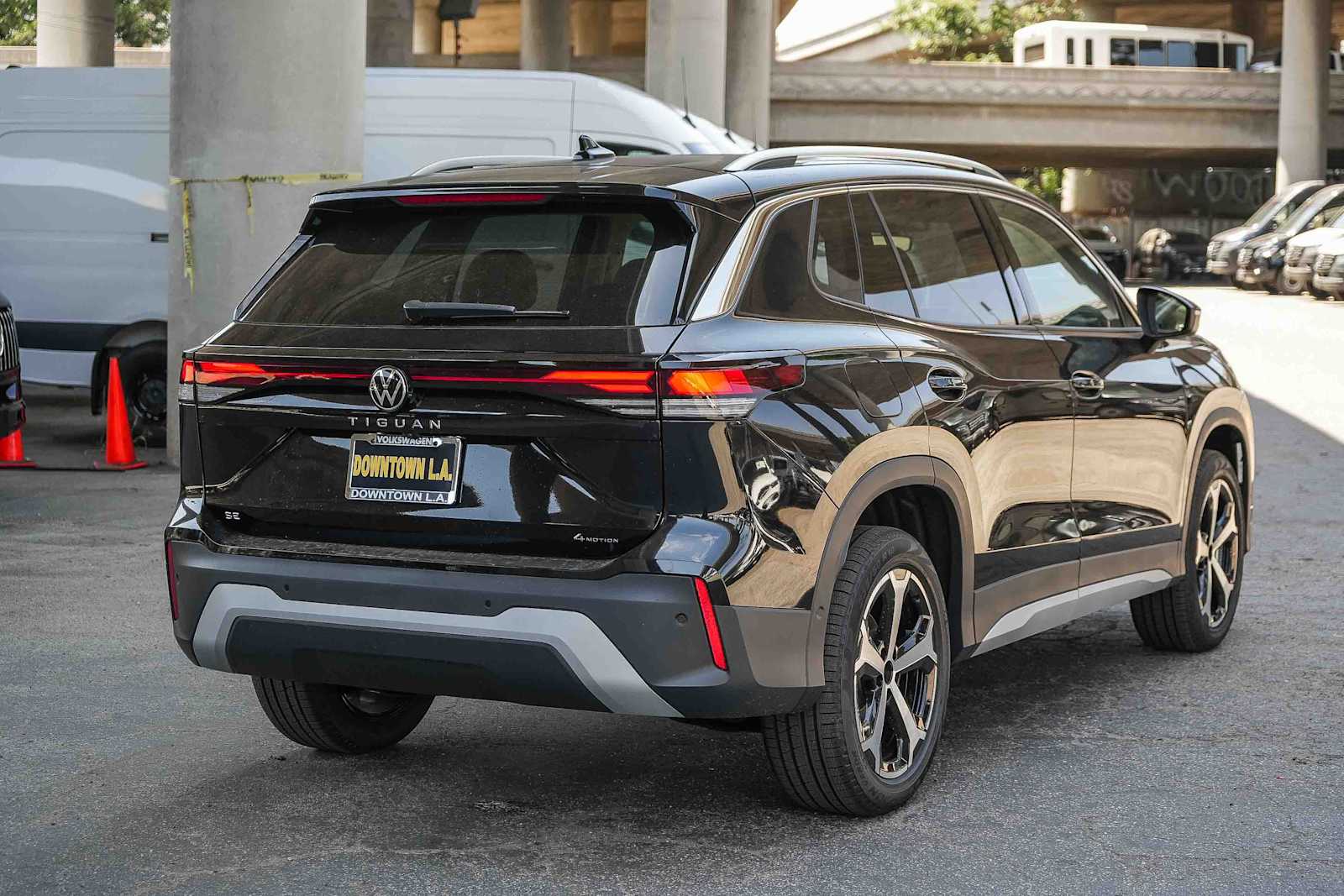 Thumbnail: 2026 Volkswagen Tiguan - 6