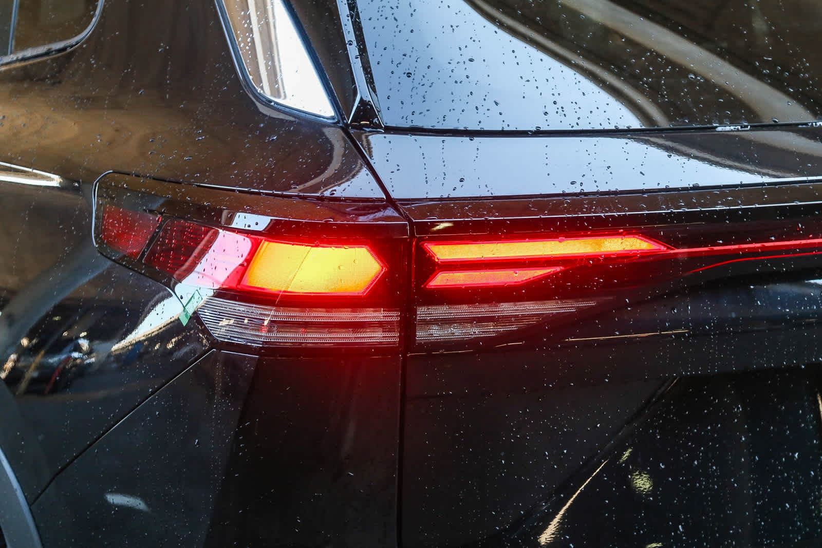 Thumbnail: 2025 Volkswagen Tiguan - 9