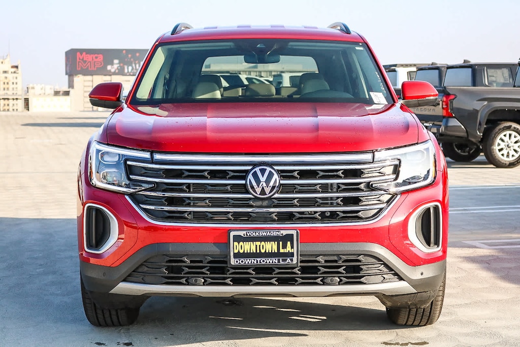 New 2024 Volkswagen Atlas 2.0T SE w/Technology SUV