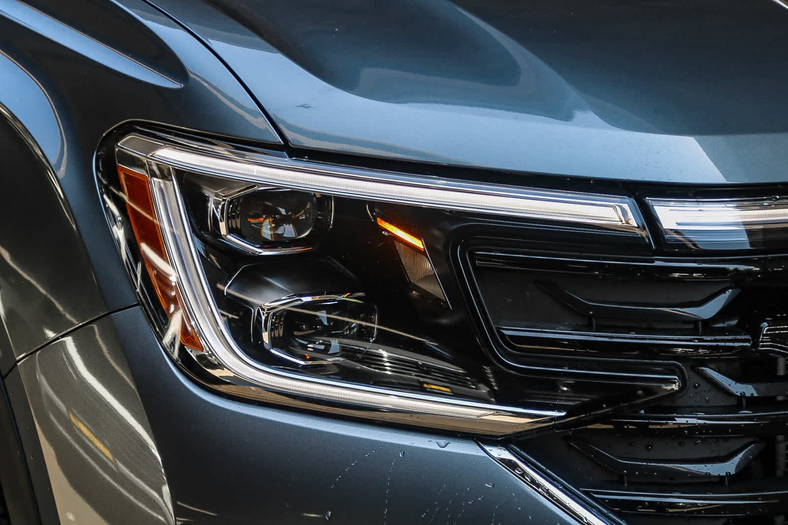 Thumbnail: 2025 Volkswagen Atlas - 4