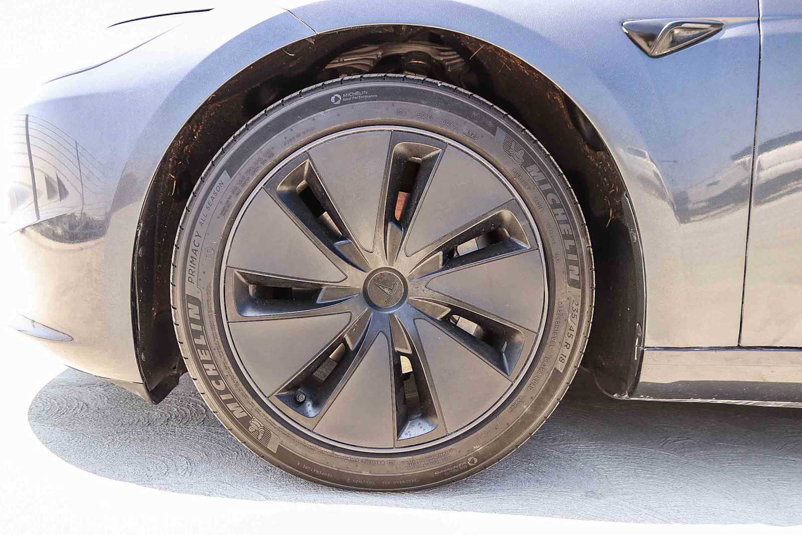 Thumbnail: 2024 Tesla Model 3 - 11