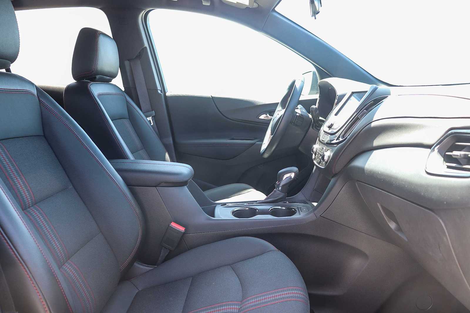 Thumbnail: 2023 Chevrolet Equinox - 17