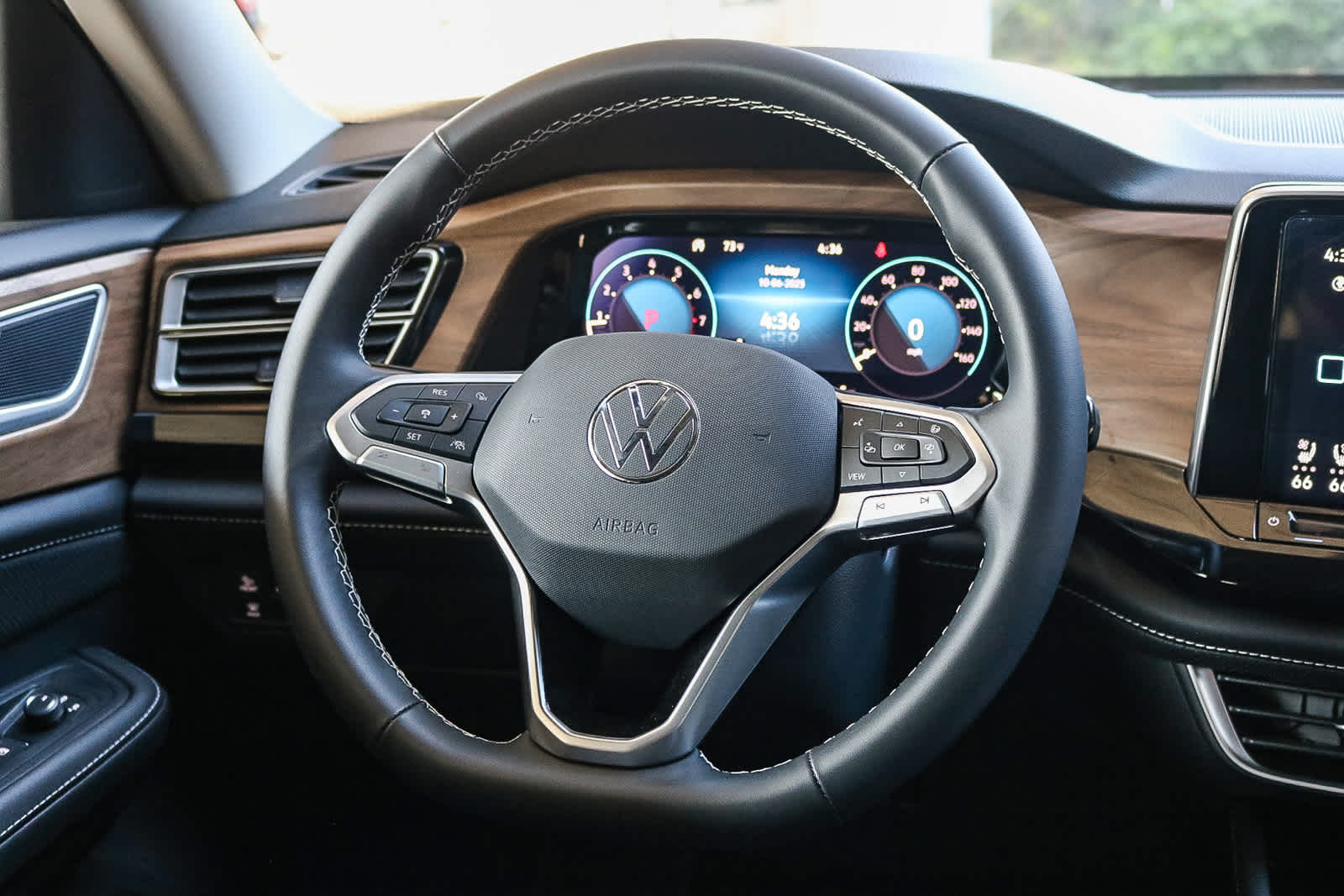 Thumbnail: 2026 Volkswagen Atlas - 18