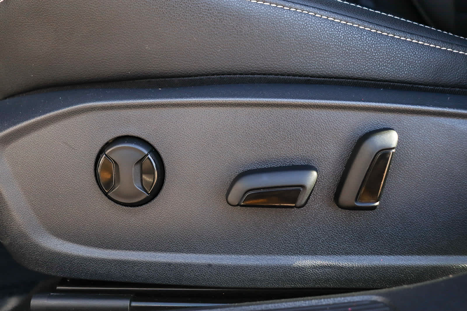 Thumbnail: 2024 Volkswagen Jetta - 21