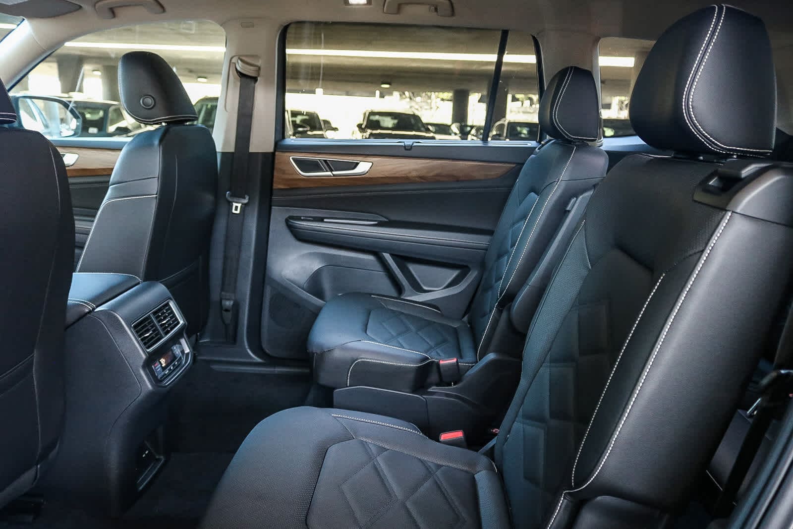 Thumbnail: 2026 Volkswagen Atlas - 21