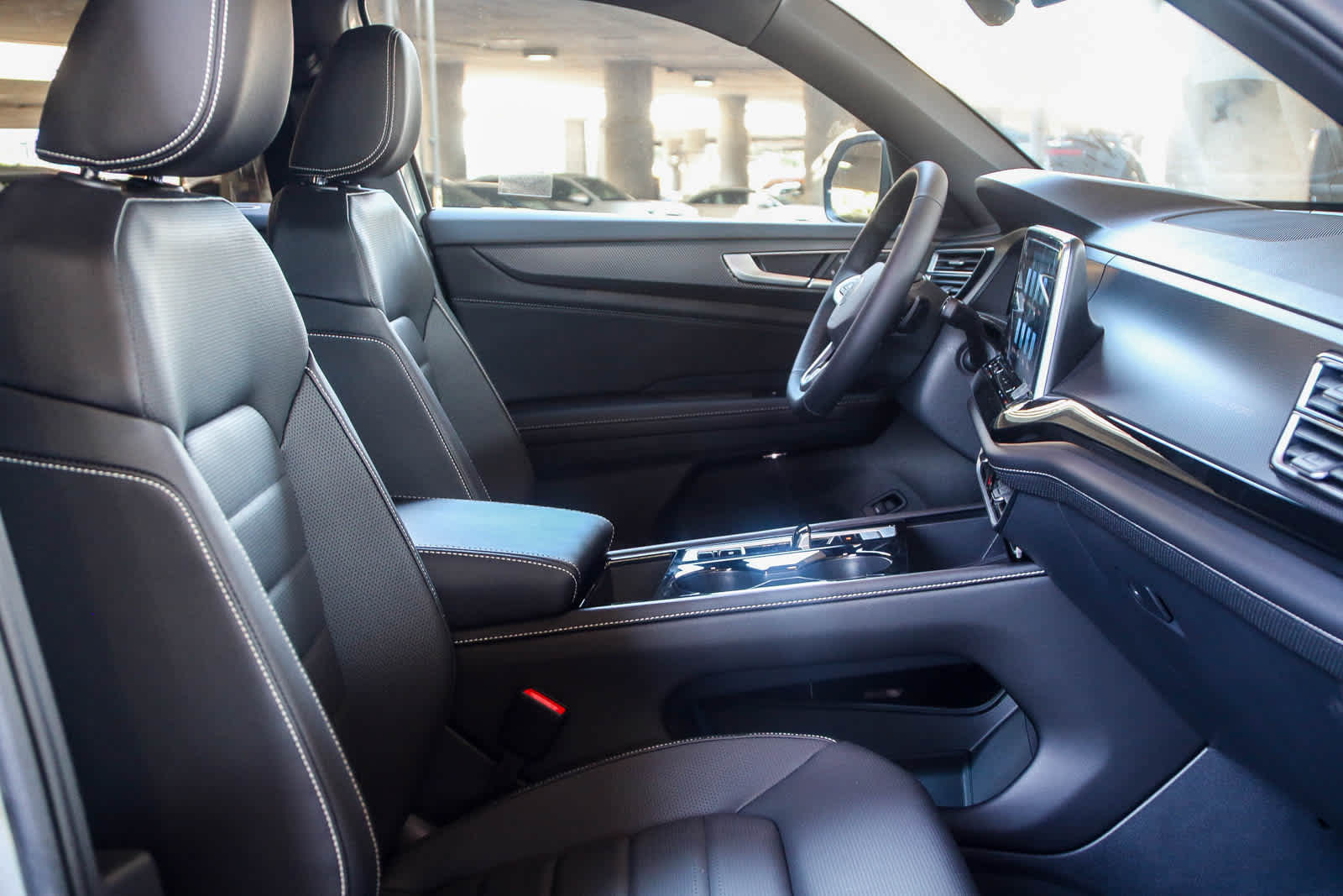 Thumbnail: 2026 Volkswagen Atlas - 17