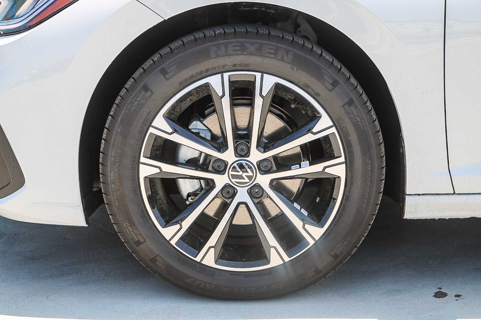 Thumbnail: 2025 Volkswagen Jetta - 11