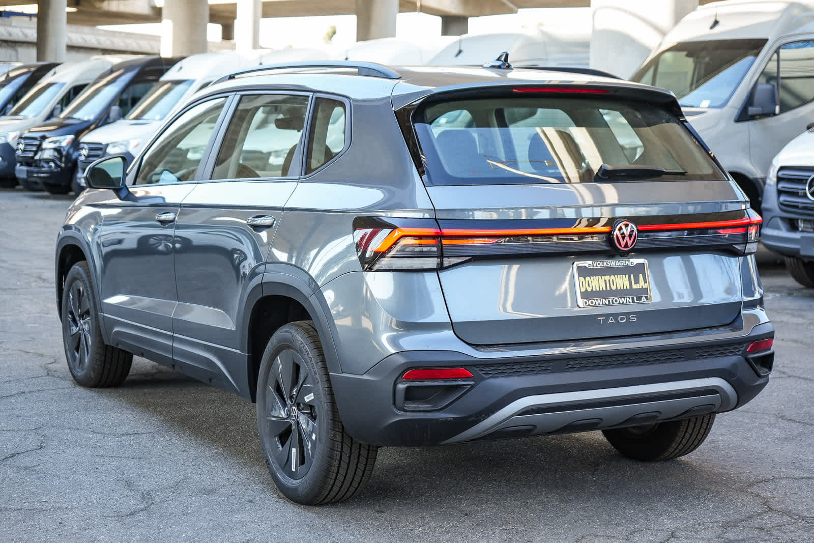 Thumbnail: 2026 Volkswagen Taos - 8