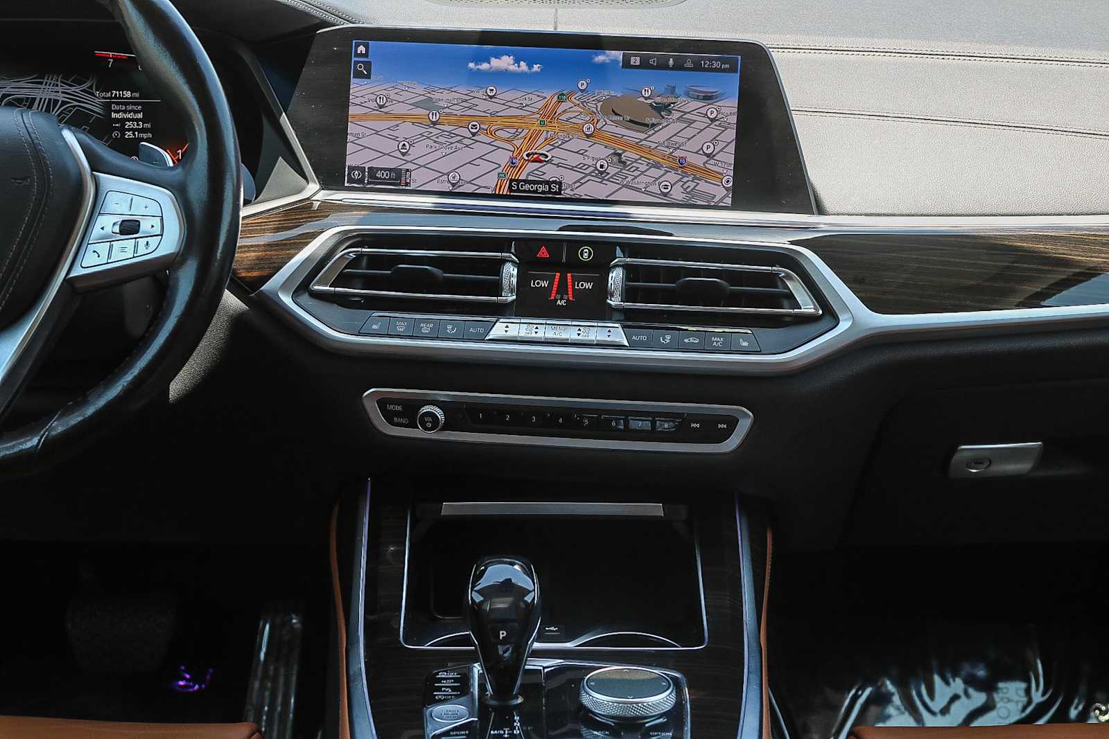 Thumbnail: 2019 BMW X7 - 13